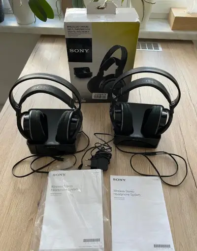 Bezdrátová sluchátka k TV Sony MDR-RF855RK - 2x