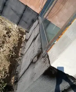 HYDROIZOLACE • DRENÁŽE • VÝKOPY • KANALIZACE