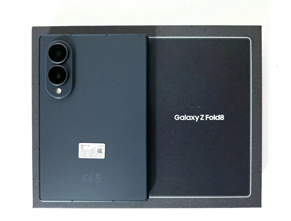NOVÝ Samsung Galaxy Z Fold 8 256GB Graphite