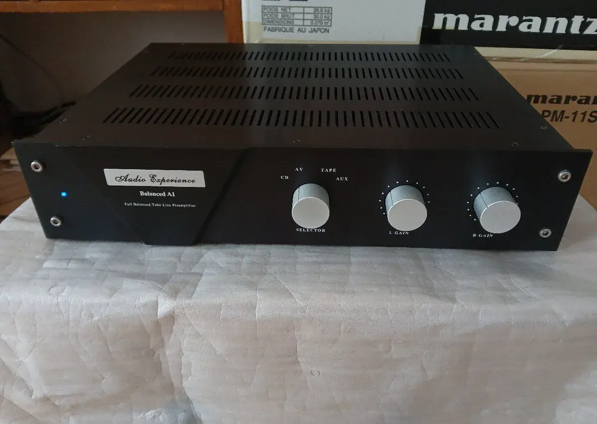 🇭🇰 AUDIO EXPERIENCE Balanced A1 ELEKTRONKOVÝ PŘEDZESILOVAČ