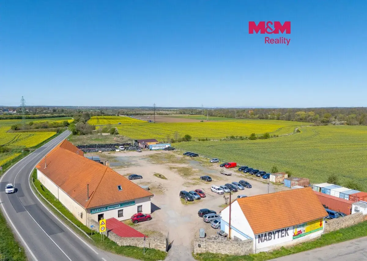 Pronájem provozní plochy, 1000 m², Nové Dvory