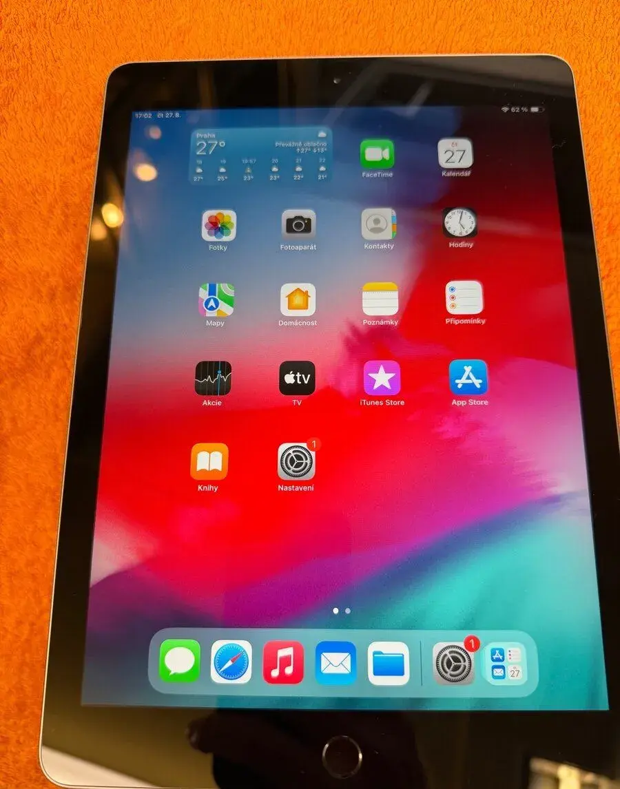 Apple iPad 6. generace 32GB v top stavu
