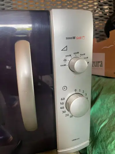 Electrolux mikrovlna trouba + gril