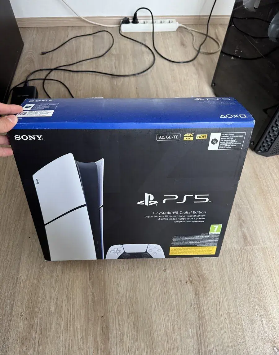 PLAYSTATION 5 (Slim) DIGITAL - 825GB PS5