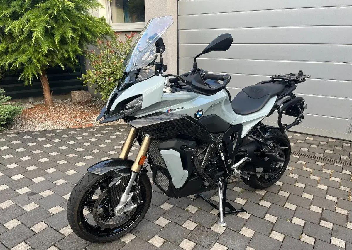 BMW S1000XR - plná výbava-model 2021
