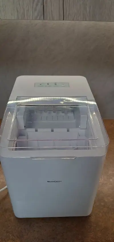 Výrobník ledu SilverCrest SEMK 105 B2
