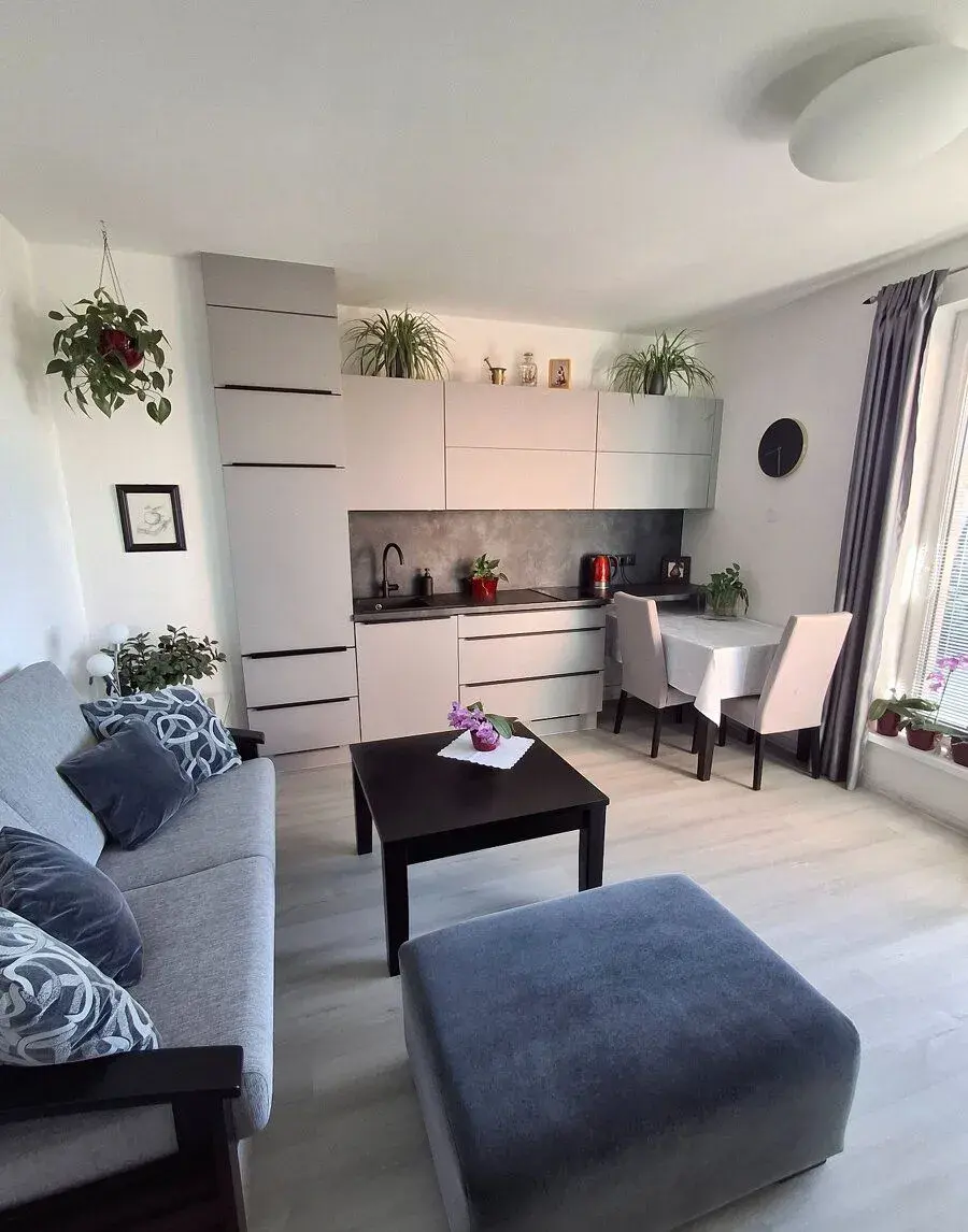 Prodej bytu 2+kk s terasou Praha 9 Hostavice