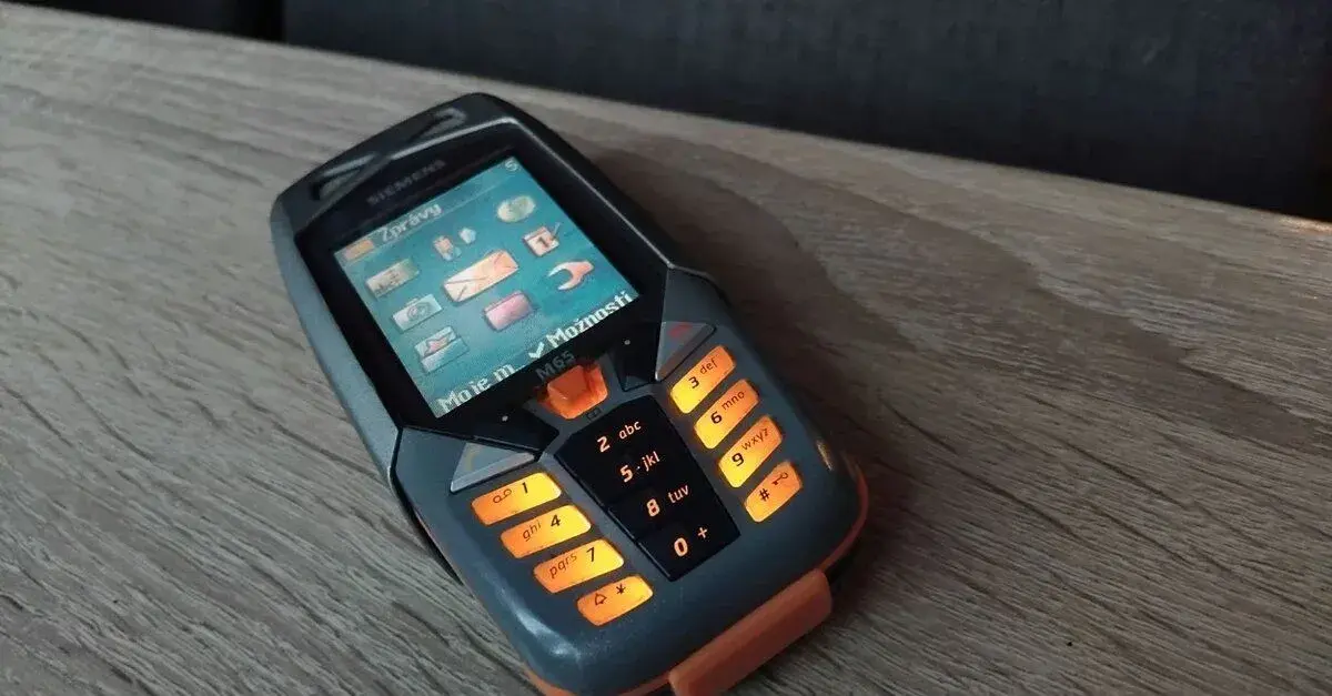Siemens M65 – plně funkční retro + nabíječka