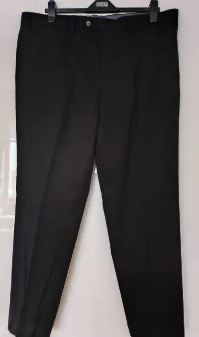 Černé pánské kalhoty M&S collection vel. 40 in