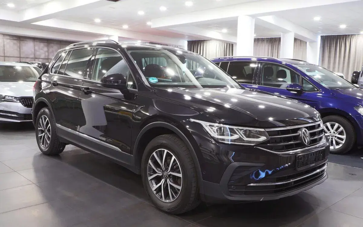 Volkswagen Tiguan – 2023, 150 795 km