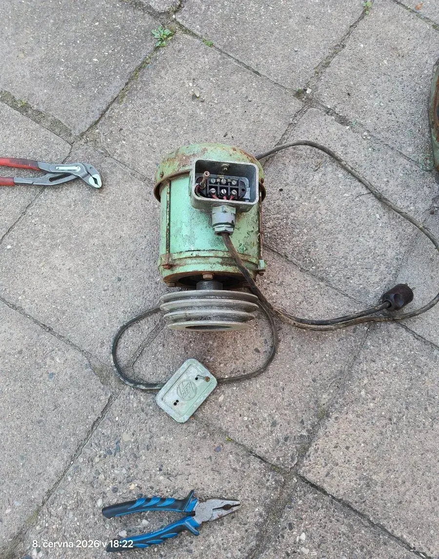 Motor z Horní frézky