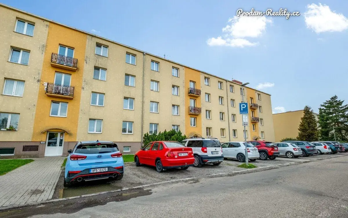 Prodej bytu 2+1 50 m², Týnec nad Sázavou, ev.č. 00101