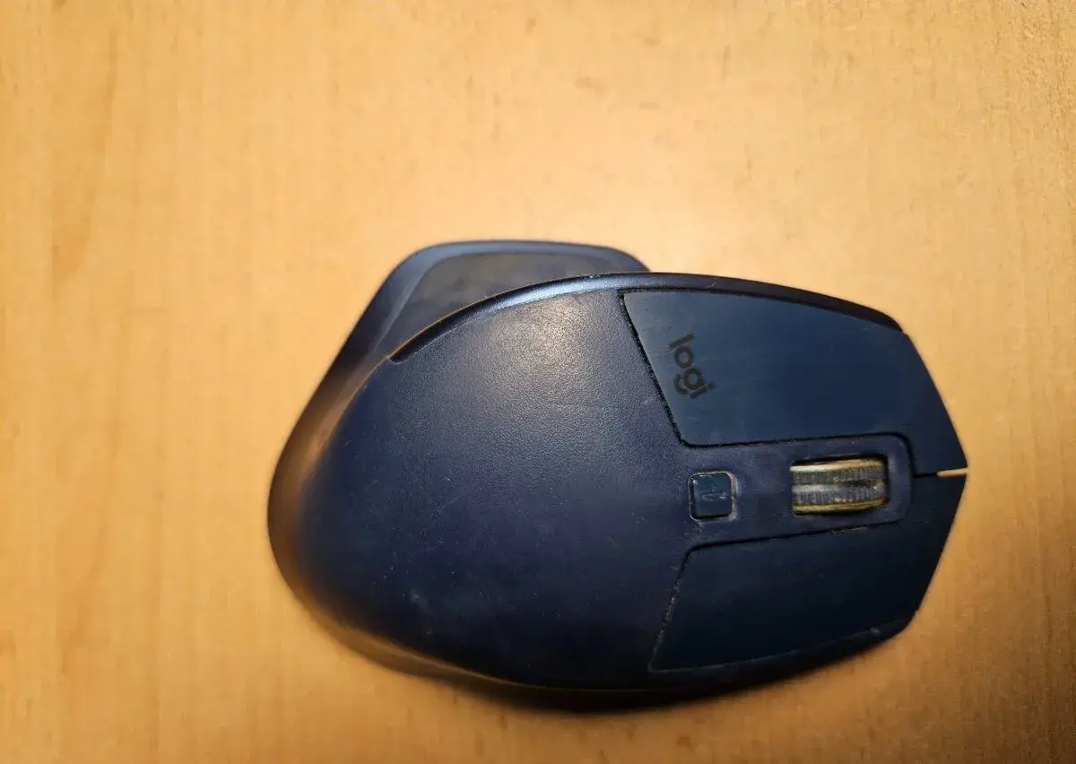Logitech MX Master 2S na oparvu nebo ND