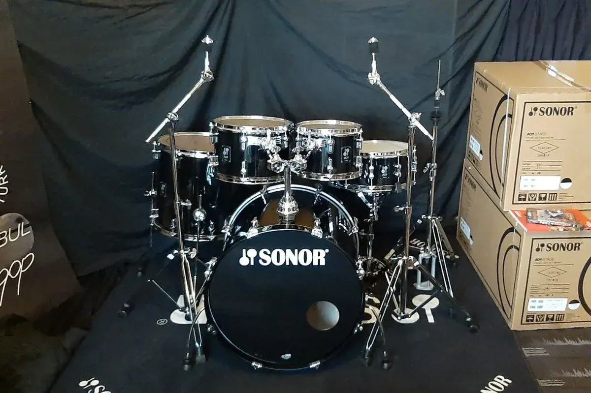Nové bicí a Sonor AQ1 birch- Stage