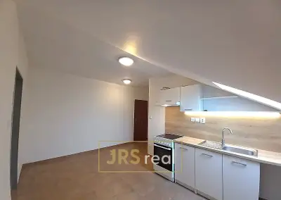 Pronájem bytu 2+kk, 52 m² - Opatovice u Rajhradu