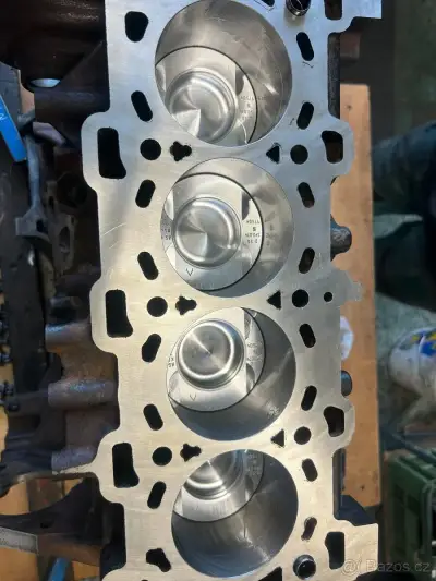 Renault MOTOR – 2003