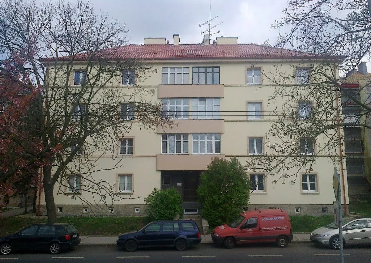 Dlouhodobě pronajmu byt 2 + kk na Klíši