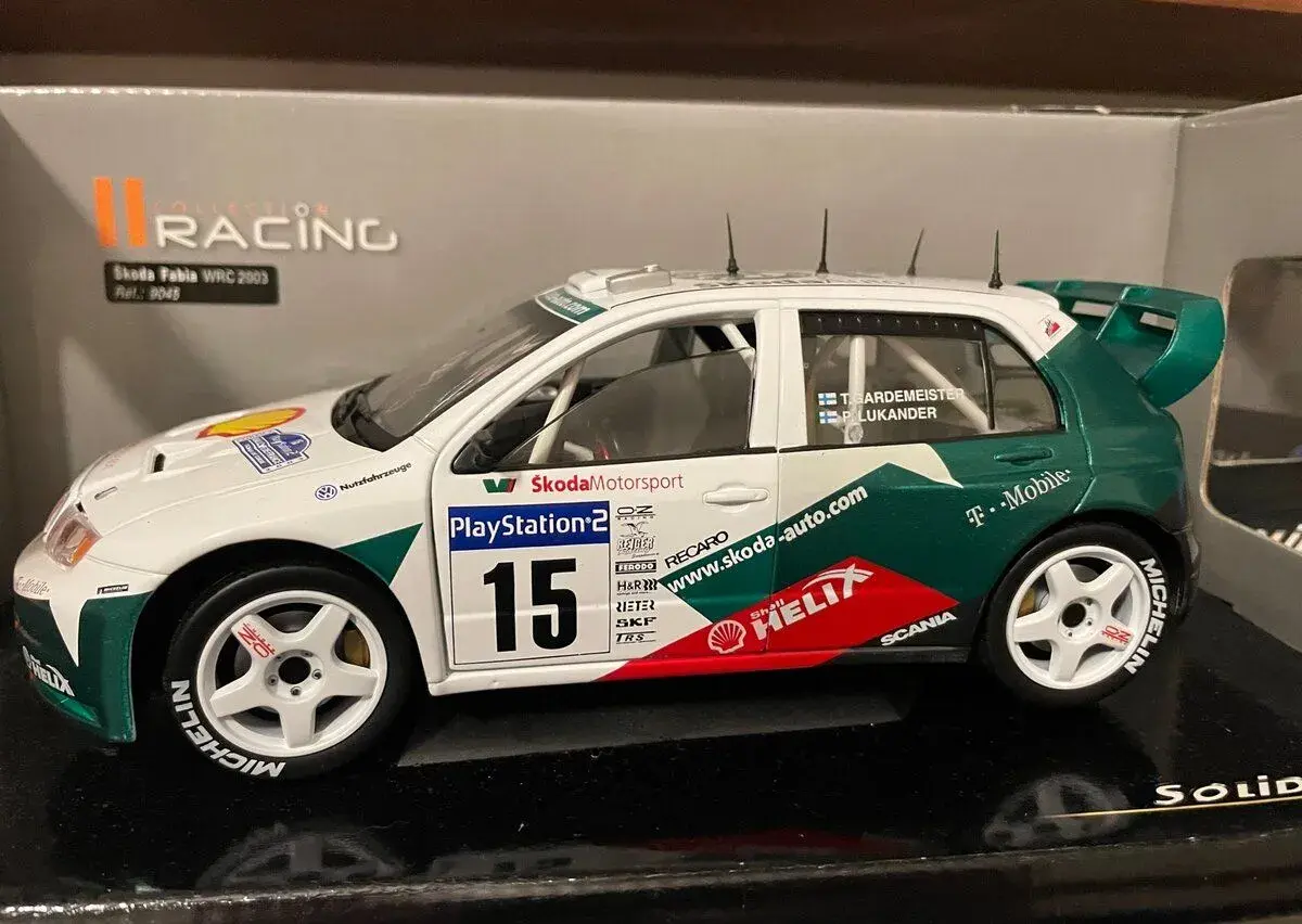 Škoda Fabia WRC 1:18