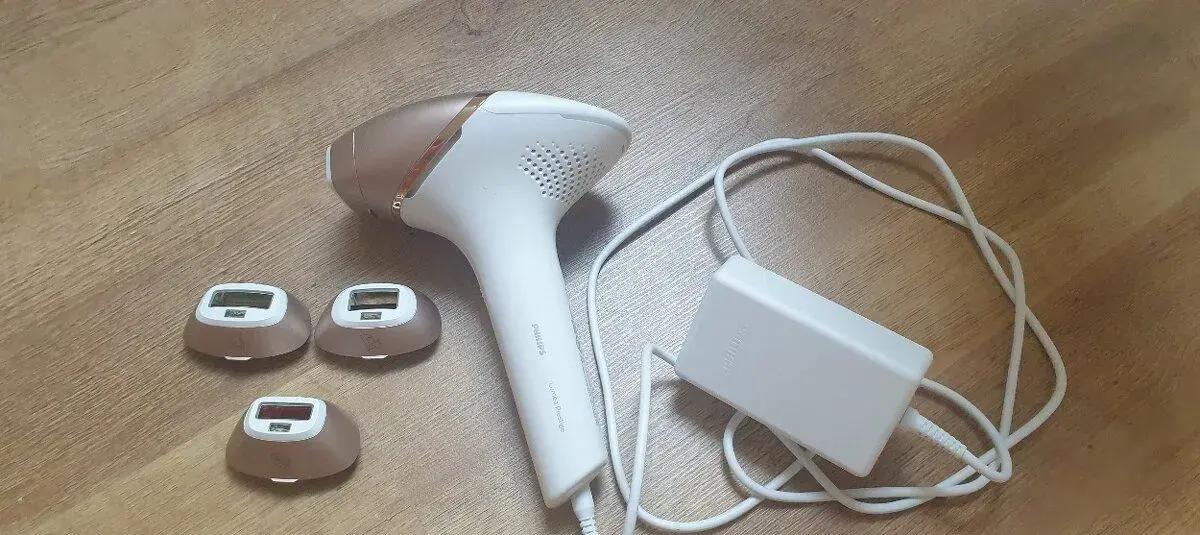 Depilátor Philips Lumea Prestige IPL BRI956/00