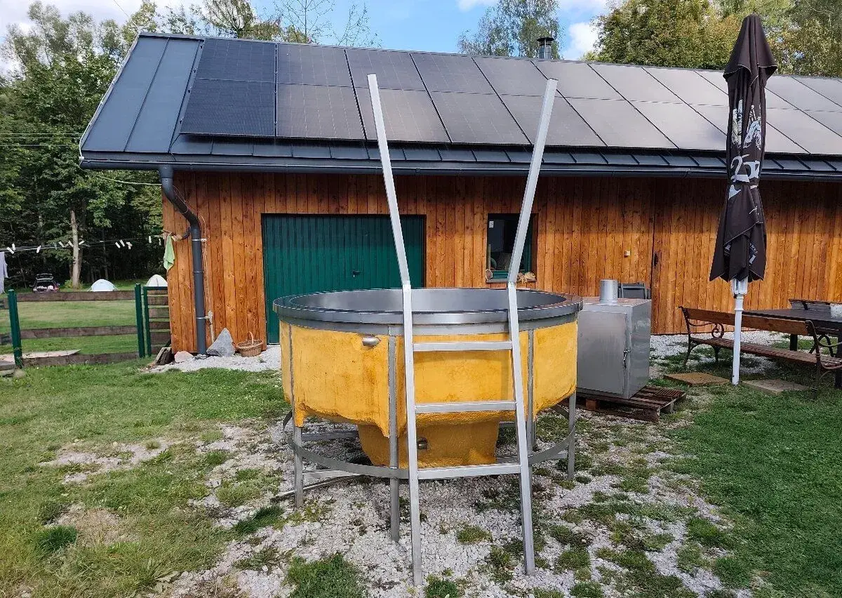 Koupací sud pro 6 osob