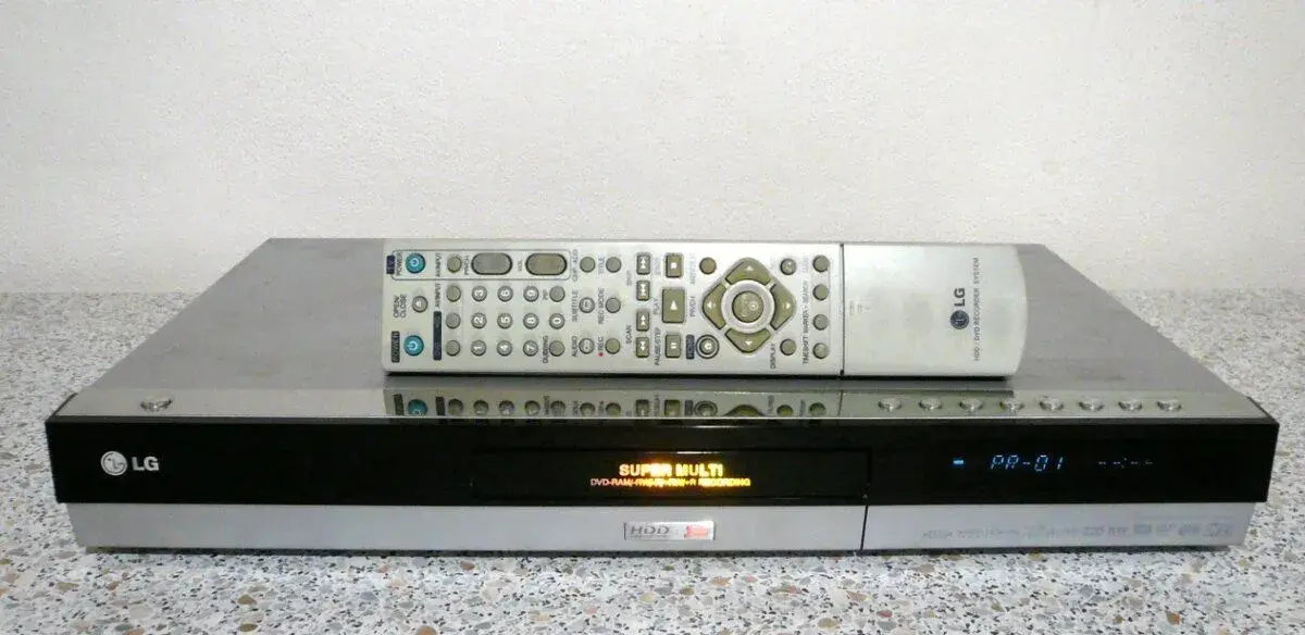 DVD/HDD rekordér LG-RH188