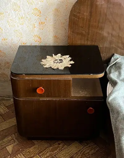 2× retro noční stolek