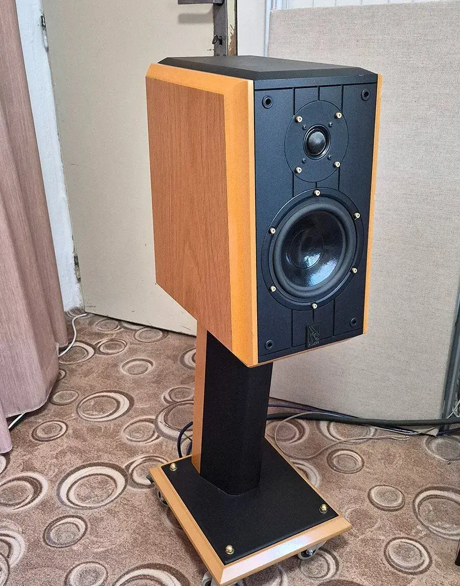 Ruark Equinox