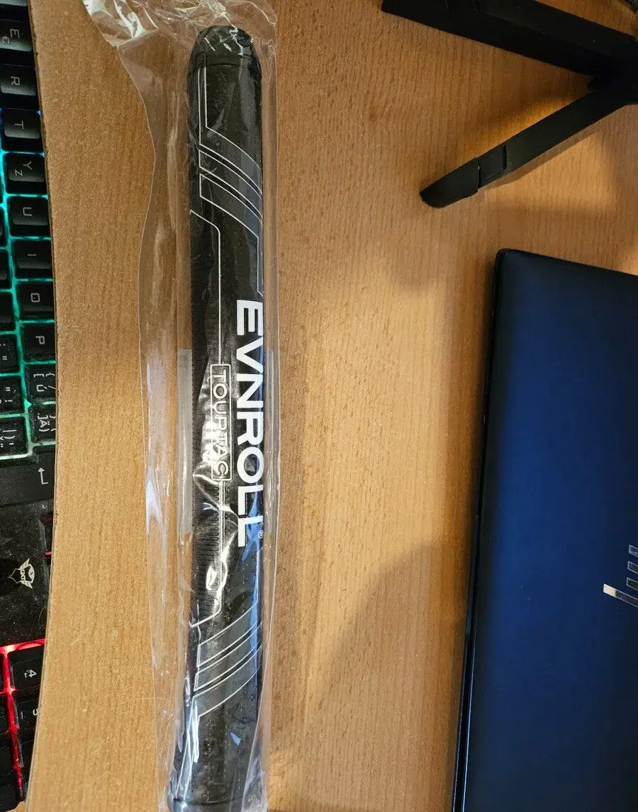 Grip putter EVNROLL 2.0