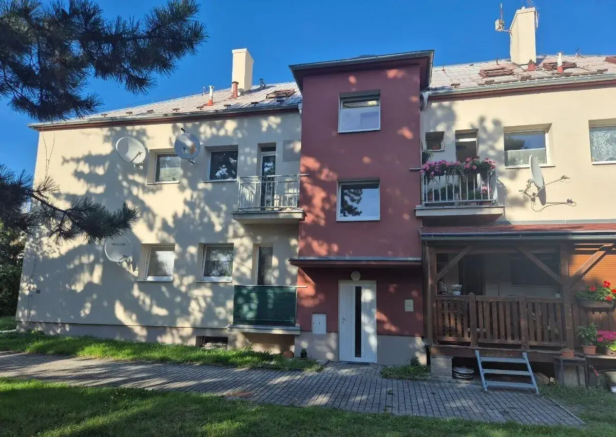 Pronájem bytu 3+1, 74 m2, Osvobození, 43003 Chomutov