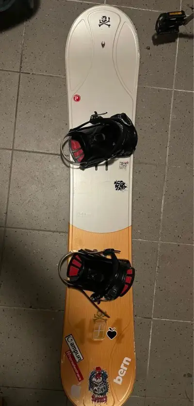 Snowboard Forum 154 is s vázáním