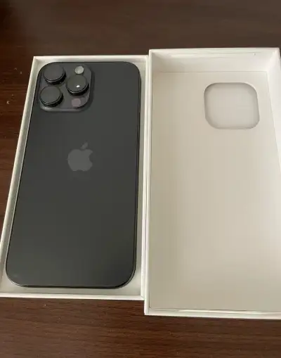 Iphone 16 Pro Max Black Titanium 256 GB- stav