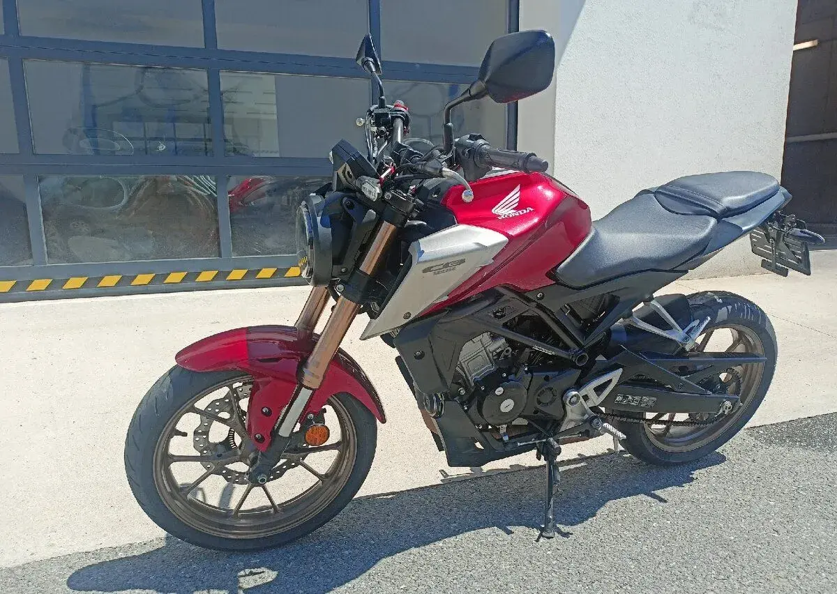 Honda CB 125 Neo Sports Cafe