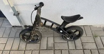 First Bike + tříkolky za odvoz