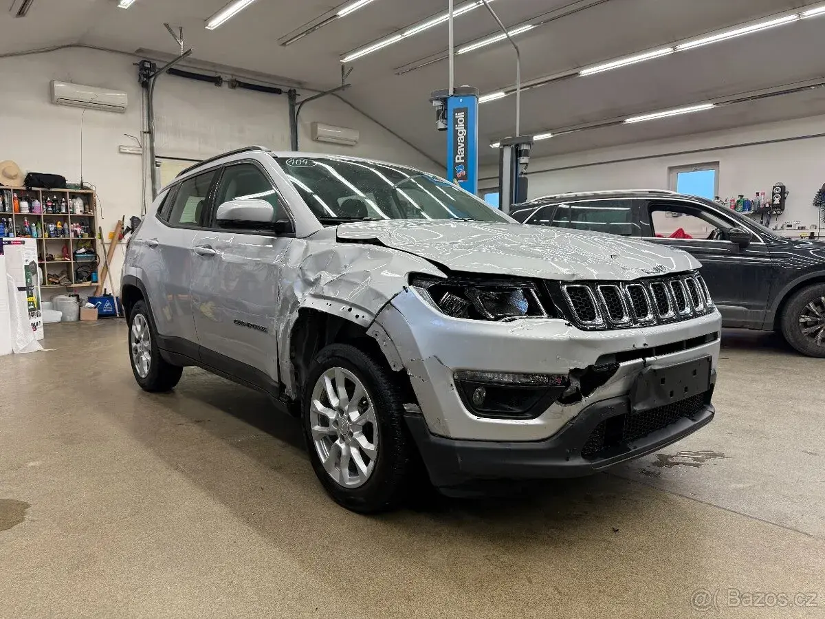 Jeep Compass – 2020, 94 745 km