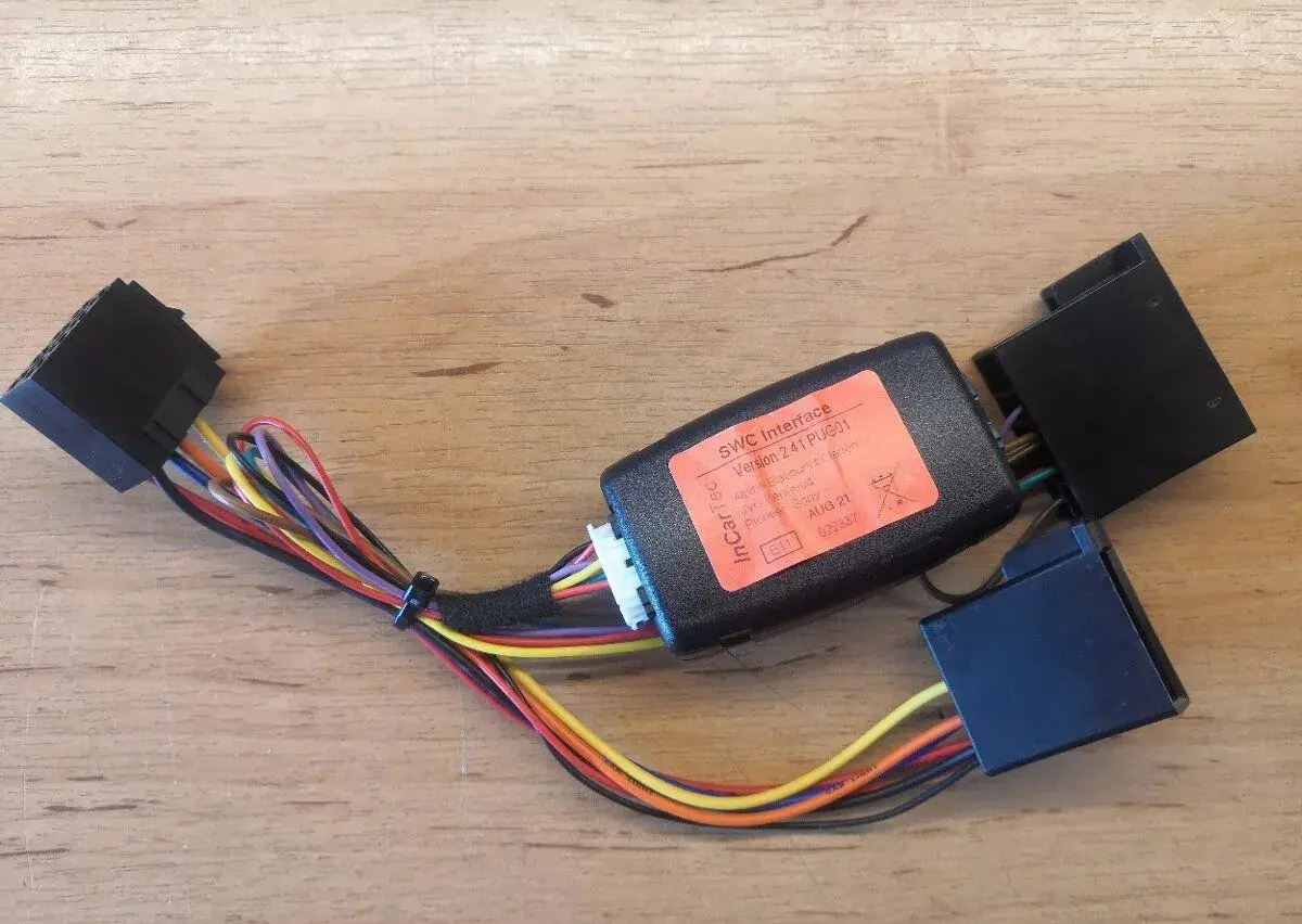 Adaptér ovládání páčky autorádia Peugeot 206 a 306 - 10pin