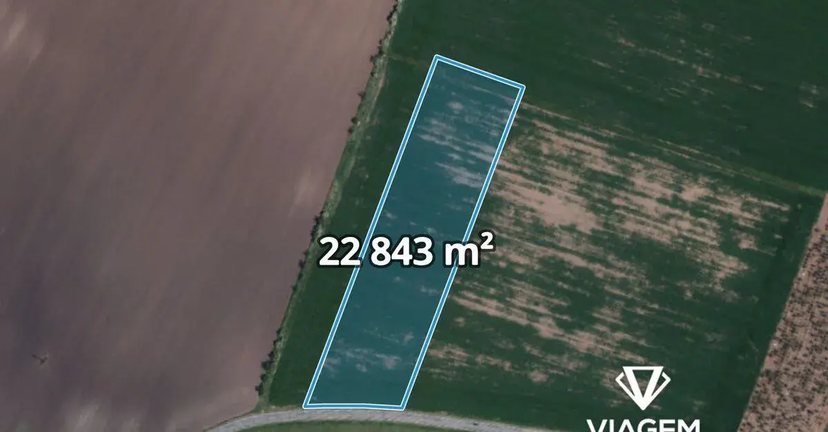 Pole 22 843 m²