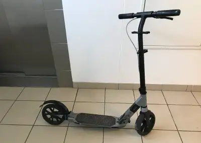 Koloběžka DECATHLON OXELO TOWN 7 XL