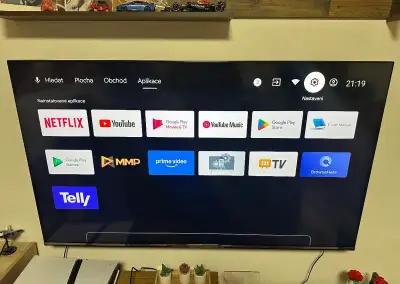 JVC 65” televize