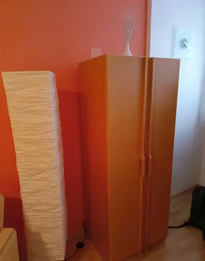 Šatní skříň 156x60x45 cm