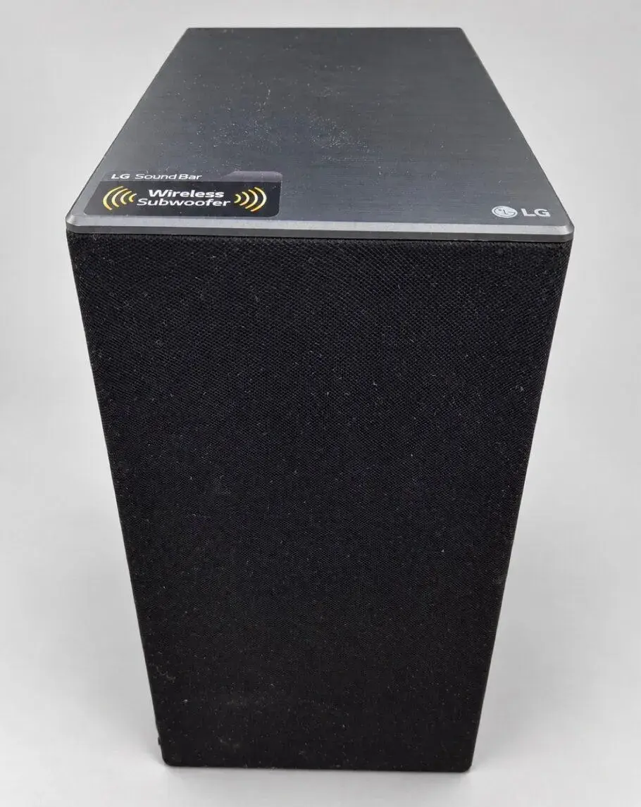 LG SPN5‑W – bezdrátový aktivní subwoofer