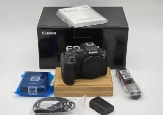 Canon EOS R7 | ZÁRUKA