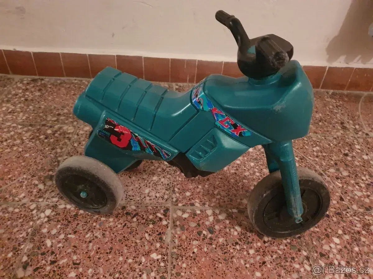 odrážedlo - plastová motorka velikost 3
