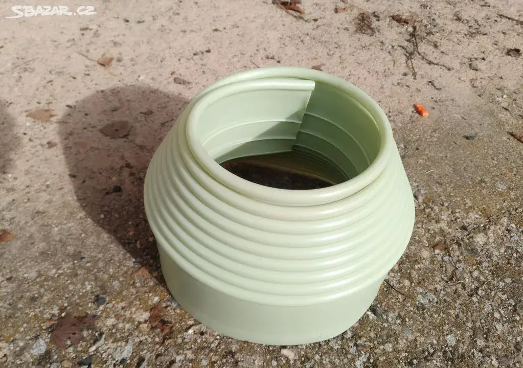 Zahradní plastový obrubník 6m sv.zelený