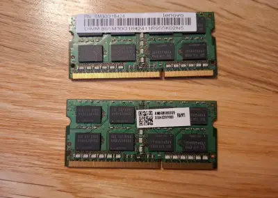 sada 2x 8 GB DDR3 so-dimm Samsung