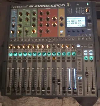Soundcraft Expression 1