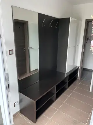 Stěna do předsíně