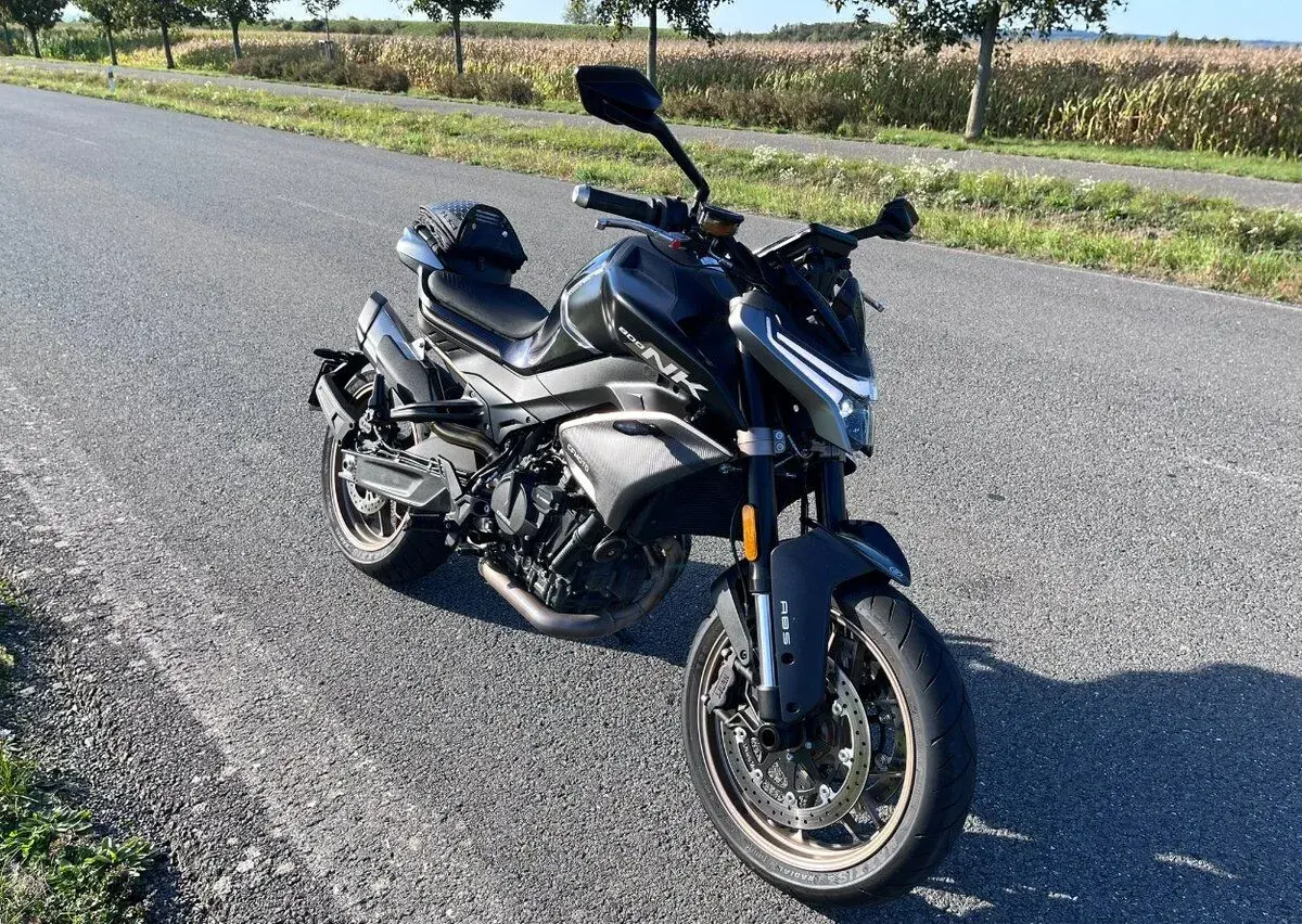 CF MOTO NK 800 Advanced +