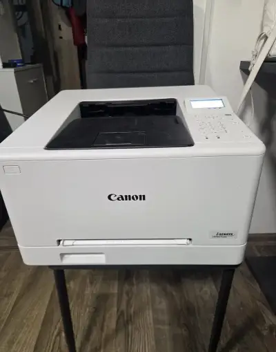 Tonerovou tiskarnu Canon