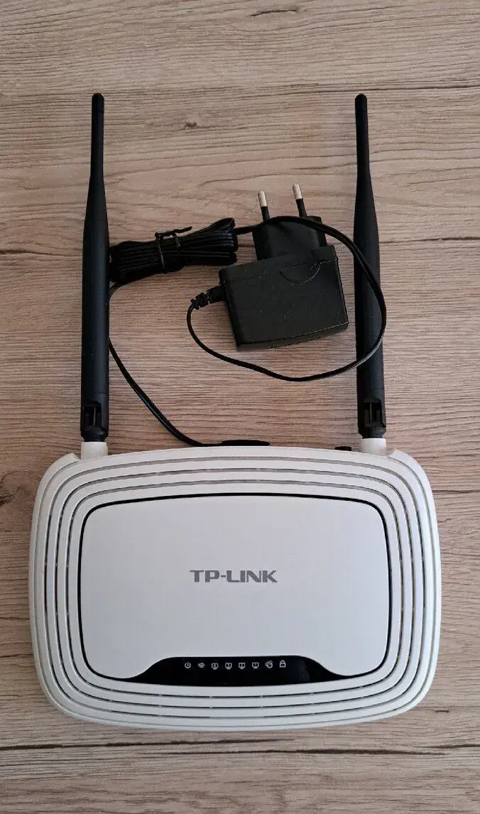 Router TP-Link TL-WR841N