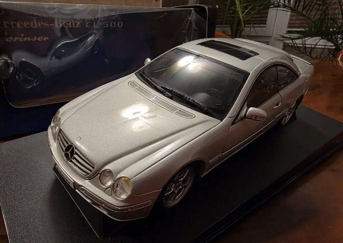 AutoART Mercedes-Benz CL500 Lorinser 1:18